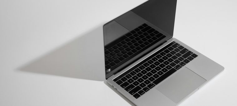 Laptop Bildschirm schwarz